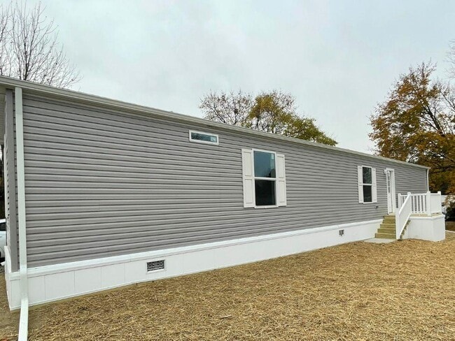 Building Photo - 8740 Breinig Run Cir