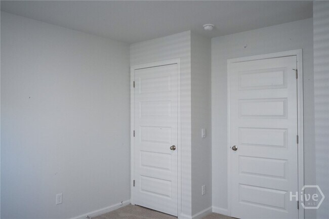 Building Photo - 397 Coconut Dr