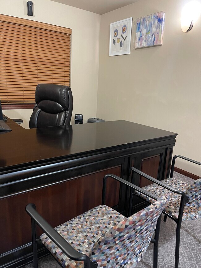 Building Photo - 113 Alton Dr