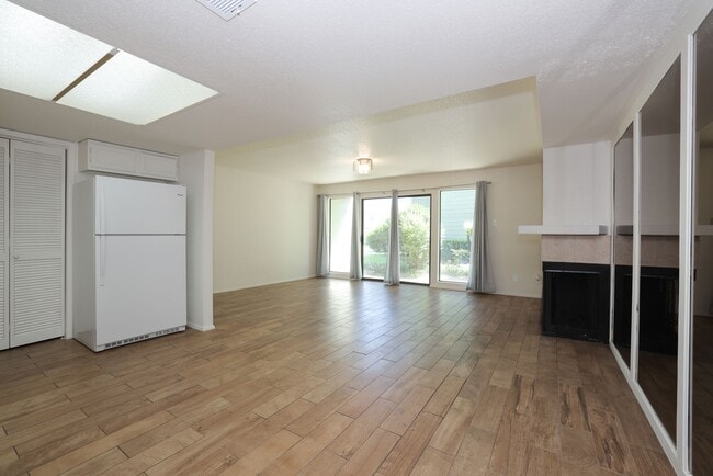 Building Photo - 14777 Wunderlich Dr