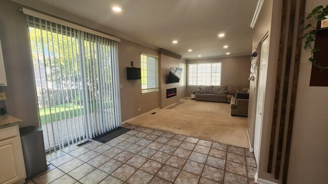 Building Photo - 1759 Ellington Dr