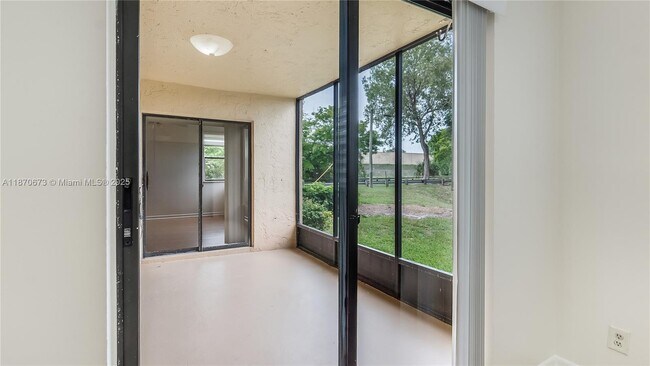 Building Photo - 5801 Riverside Dr