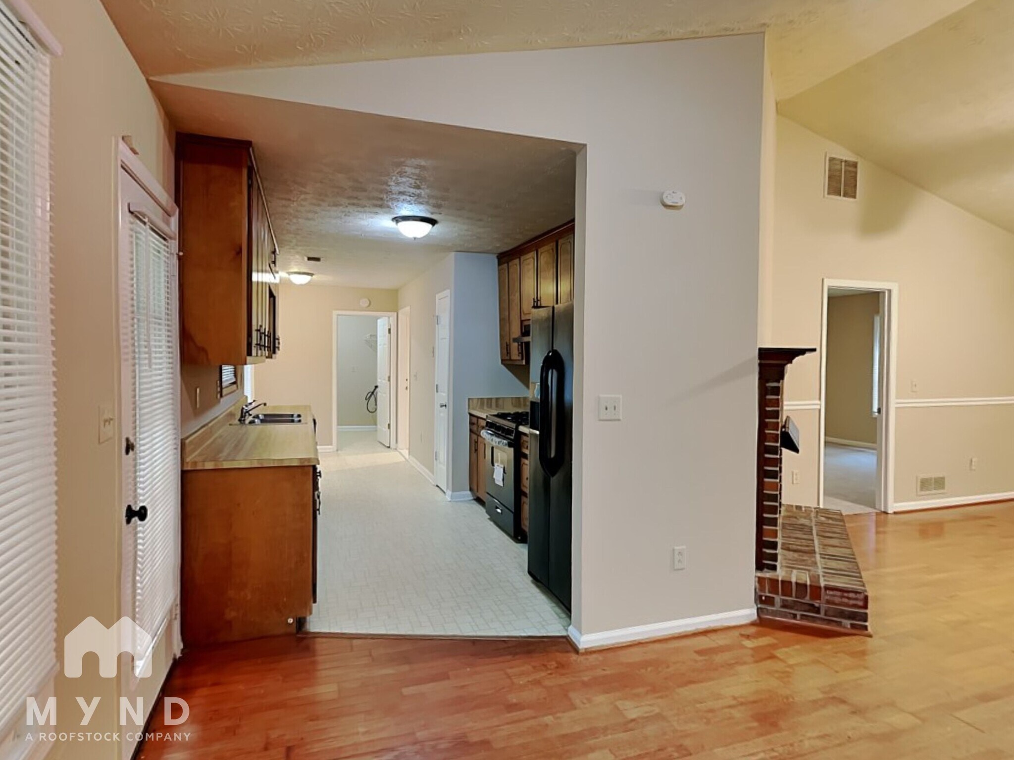 Building Photo - 2971 Meadow Ln