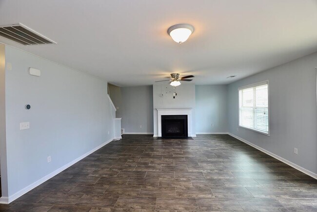 Building Photo - 1769 Ruger Dr