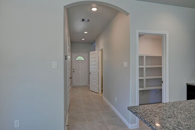 Building Photo - 11857 E Gate Dr