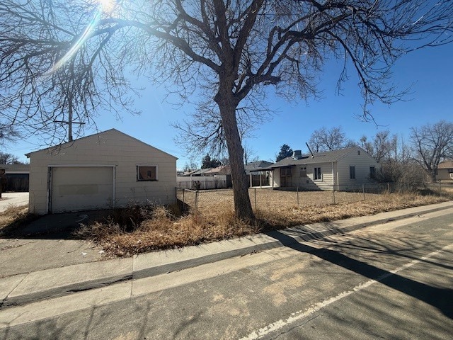 Building Photo - 2288 Elmira St