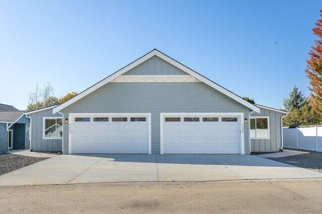 Building Photo - 4283 N Stout Ct