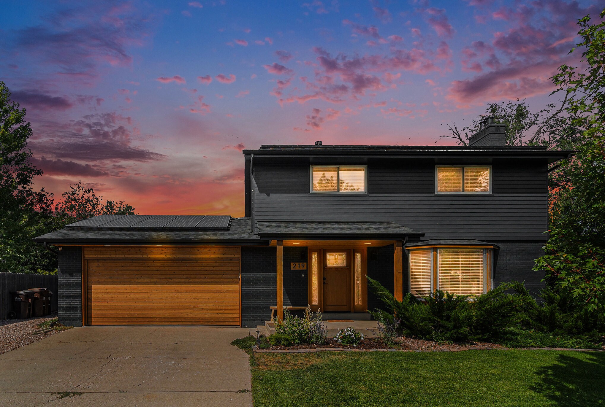 Building Photo - 219 Seminole Dr