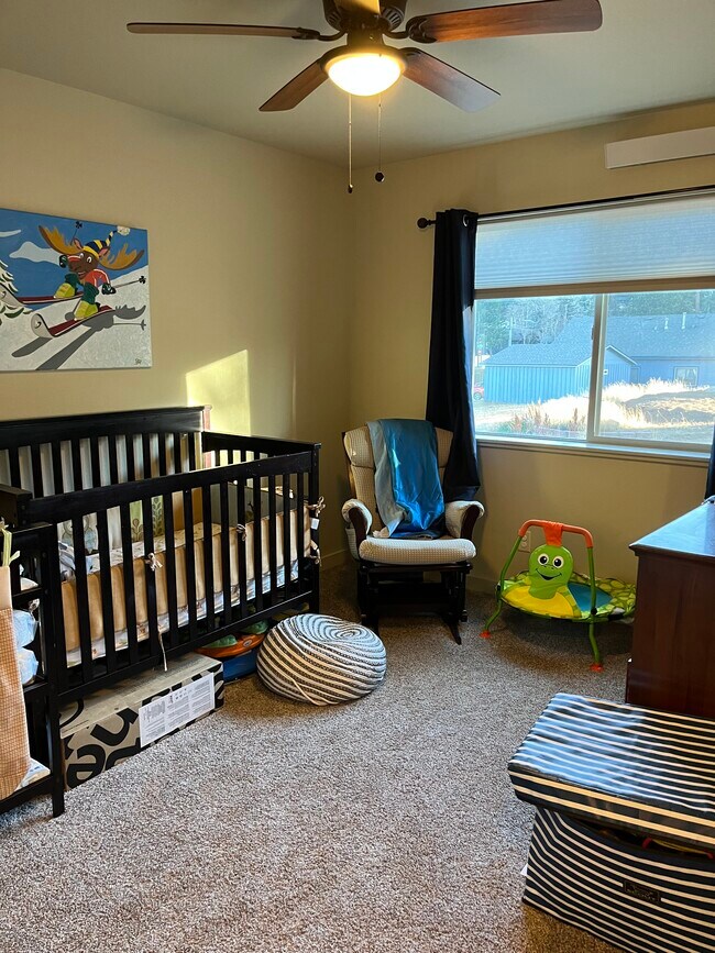 Bedroom 2 - 258 Stanley Ave