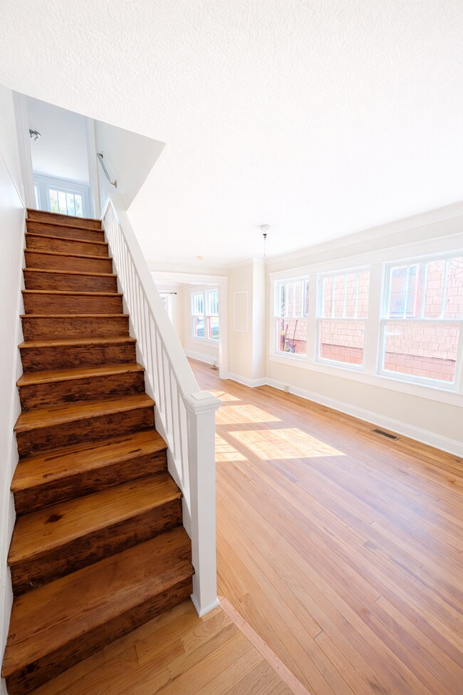 Building Photo - Downtown Asheville Rental w/ Detached Studio Apartment