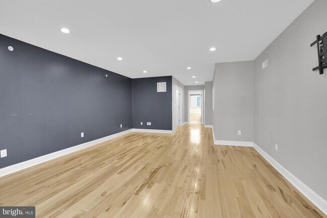 Building Photo - 1644 N 2nd St
