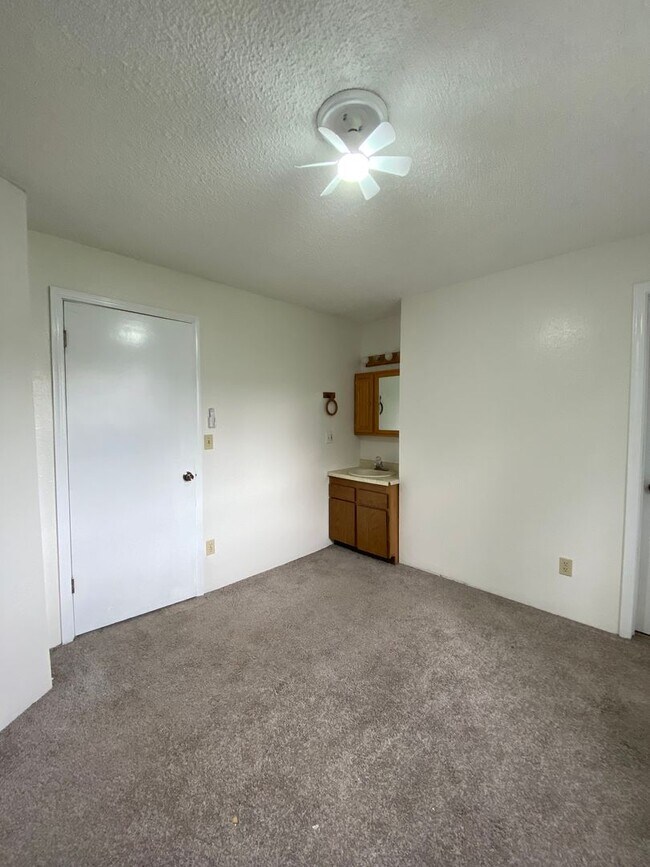 Building Photo - 1712 Walnut St