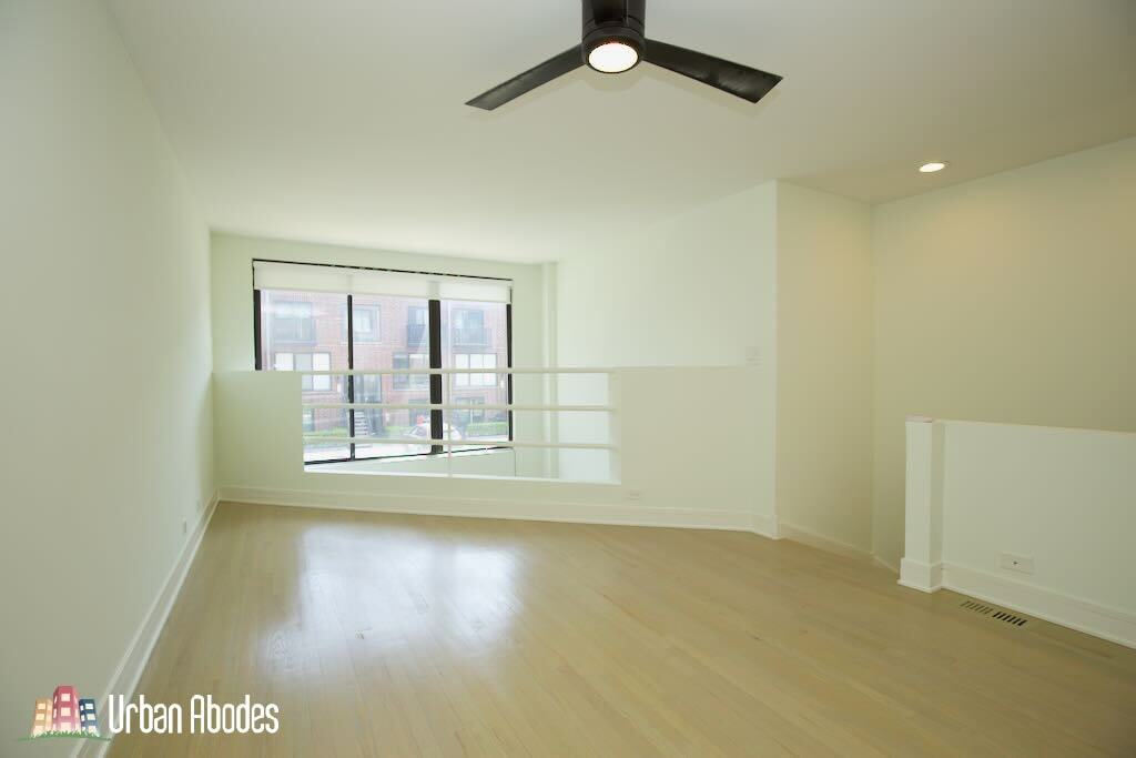 Building Photo - 935 W Grace St