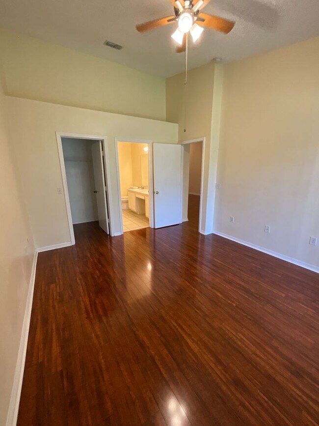 Building Photo - Beautiful 3/2 Condo in Osprey at the Oaks!