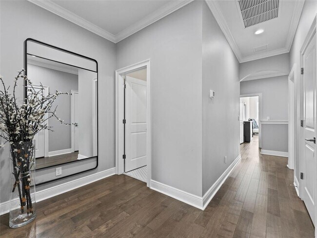 Building Photo - 2723 S Ysabella Ave