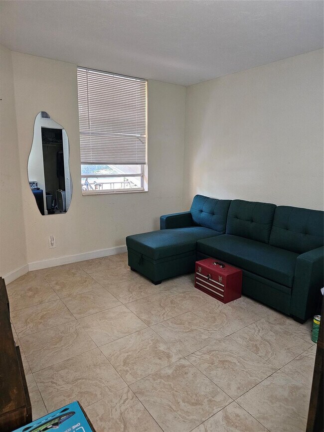 Building Photo - 8294 NW 24th St