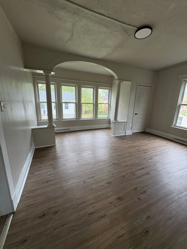 Building Photo - 208 Penn Ave