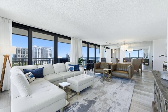 Building Photo - 3400 N Ocean Dr
