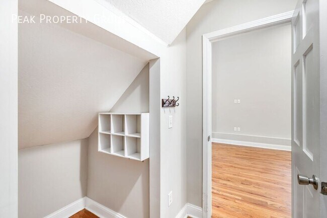 Building Photo - 77-79 E. 7th Avenue-77 E. 7th