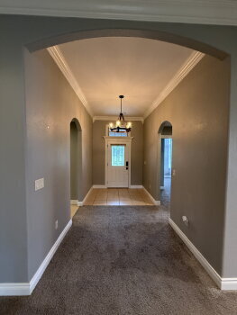 Building Photo - Amazing 4BR House with 3 Car Garage