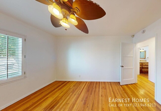 Building Photo - 7317 Kraft Ave