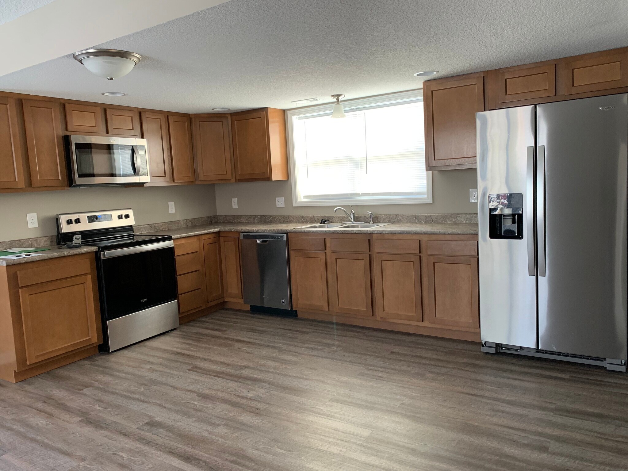 Building Photo - 2224 Rehm Dr