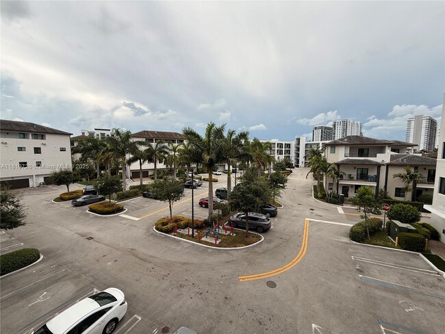 Building Photo - 4700 NW 84th Ave