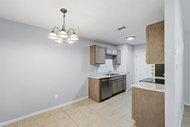 Building Photo - 1005 Woodlief Trail