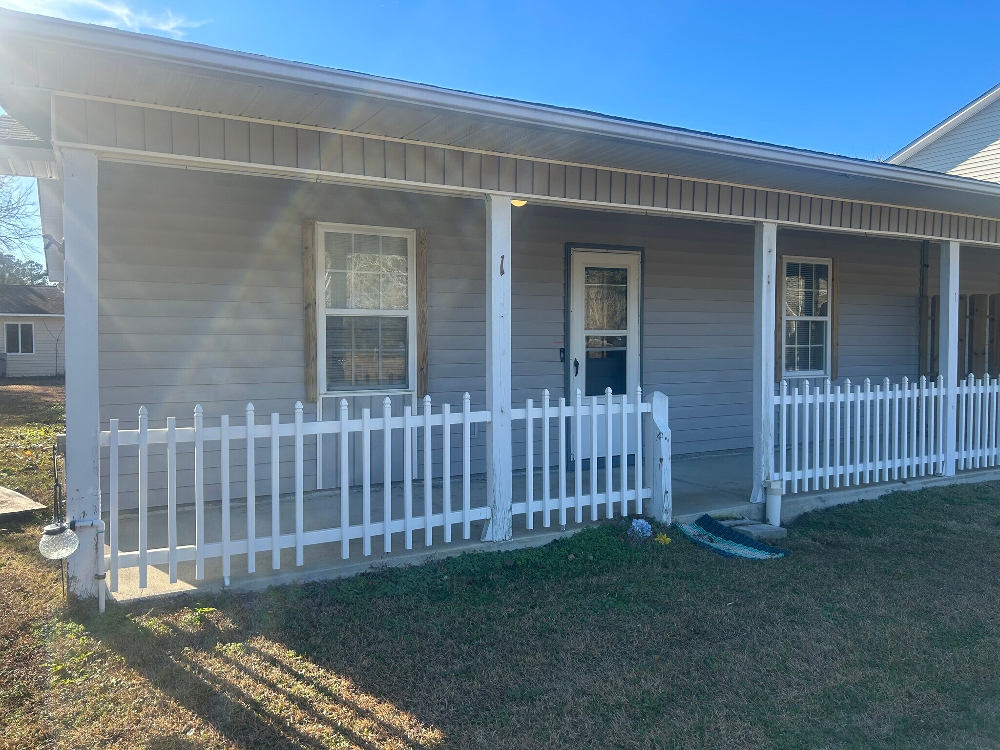 Building Photo - 121 Old Freeman Rd