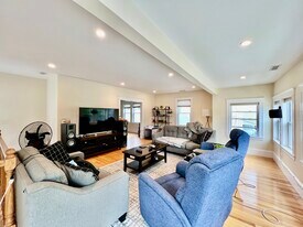 Building Photo - 70 Edenfield Ave