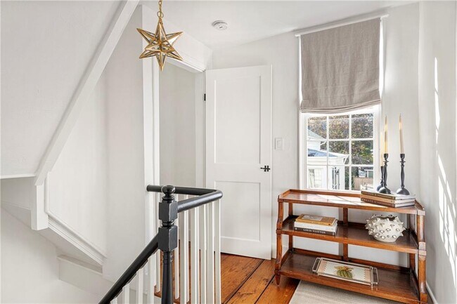 Building Photo - 108 Prospect Hill St