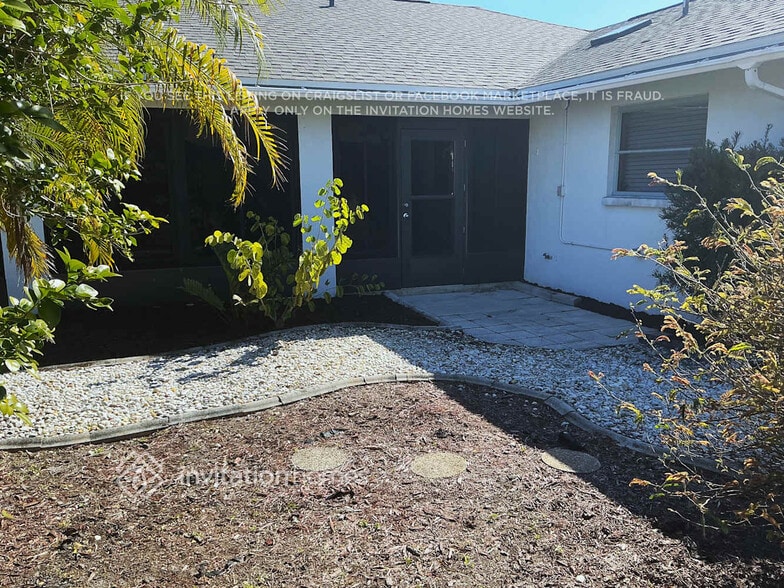 Building Photo - 5834 Harrison Rd