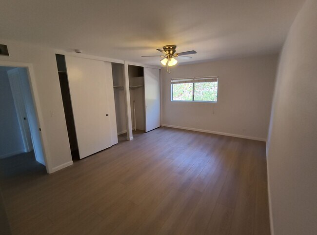 Building Photo - Remodeled Townhouse in La Mesa - 3 Bedrooms