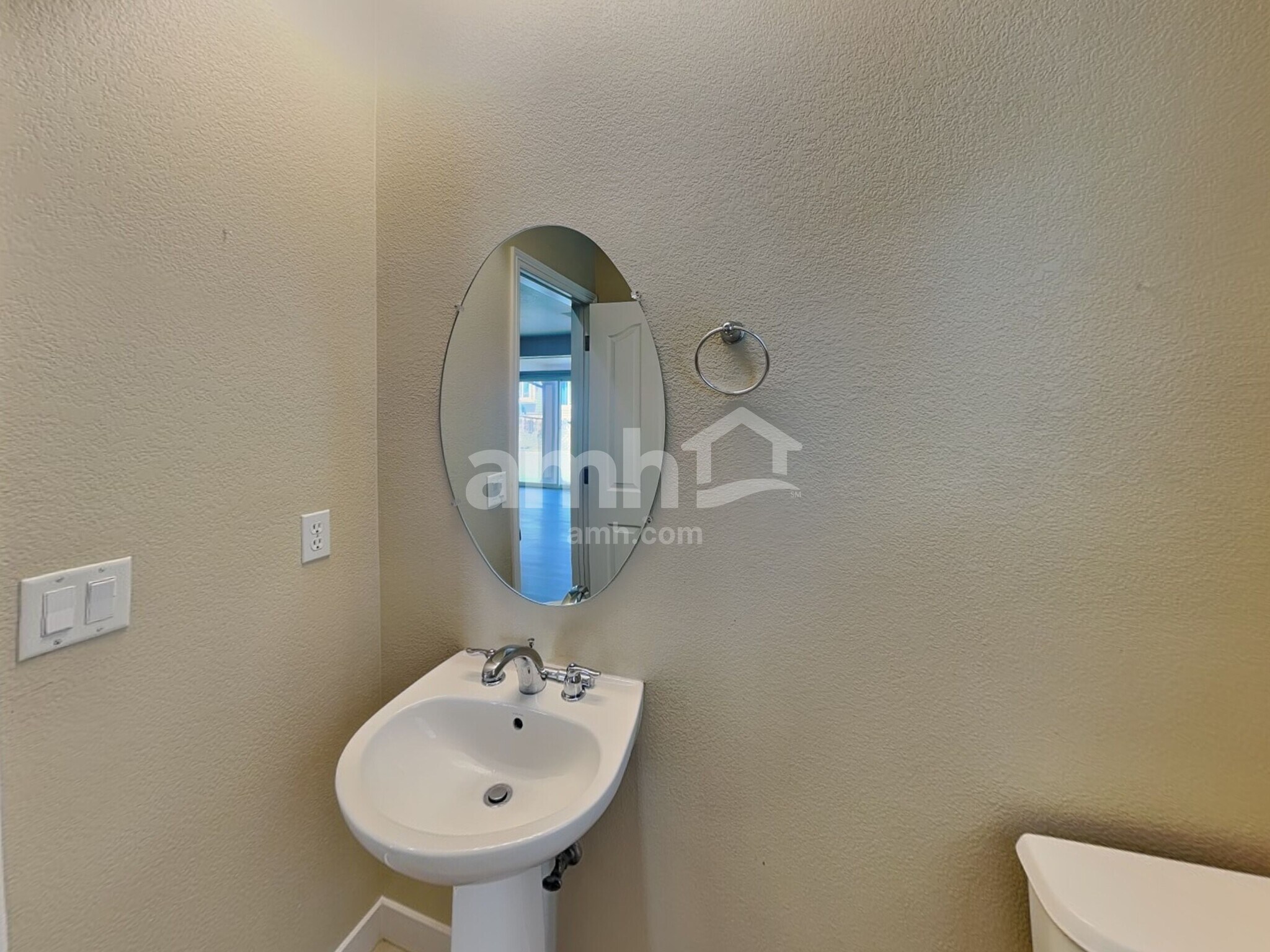 Building Photo - 17593 E 98th Way