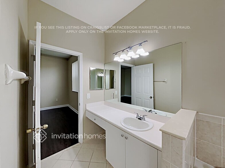 Building Photo - 12947 SW 133rd Terrace