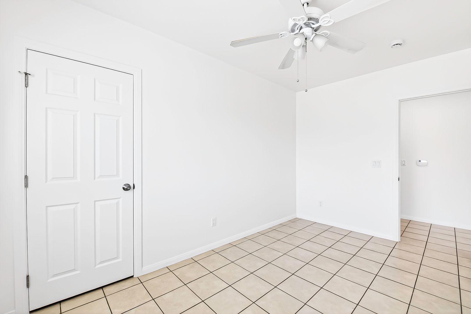 Building Photo - 319 Hermosa Ave