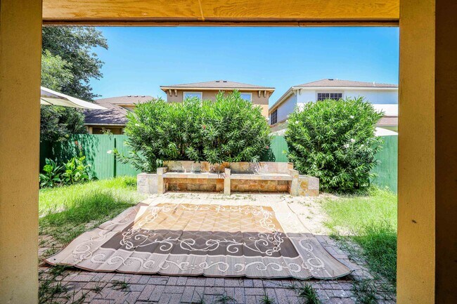 Building Photo - 9813 Sandhill Dr
