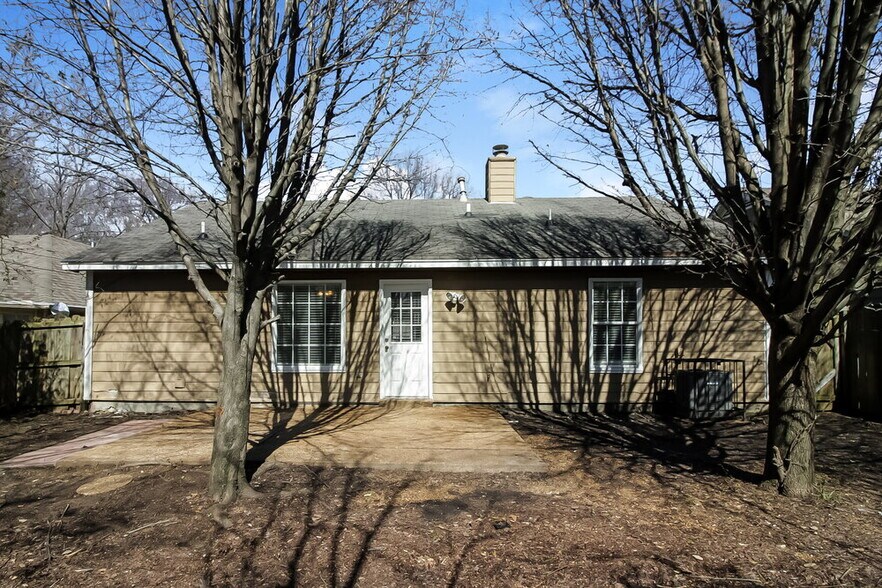 Building Photo - 6991 Presmond Rd