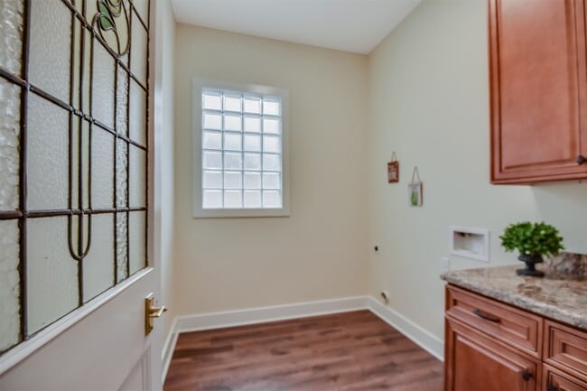 Building Photo - 4108 S Texas Ave