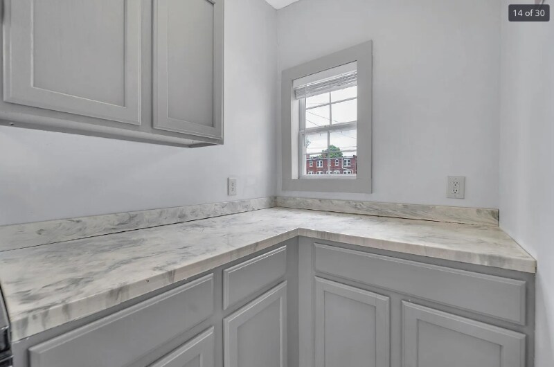 Building Photo - 2137 Indiana Ave