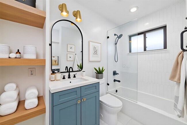 Building Photo - 5438 Briarbend Dr