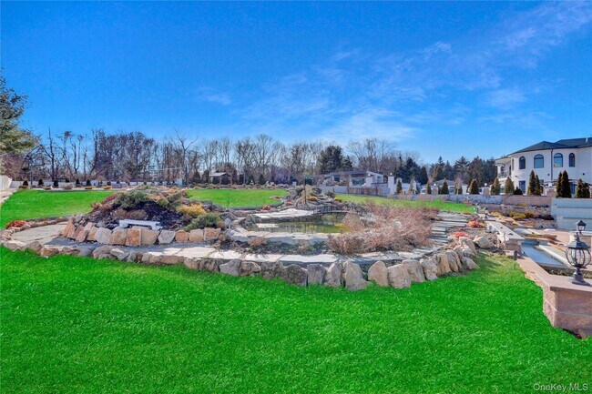 Building Photo - 120 Majestic Dr