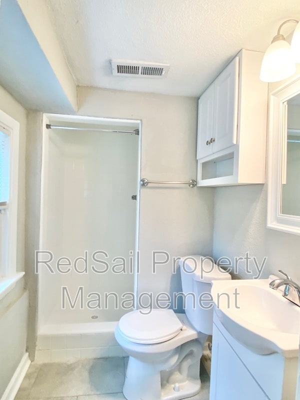 Building Photo - 5964 Lockamy Ln