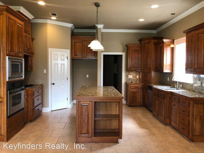 Building Photo - 4 br, 3 bath House - 8556 Glenfield Drive