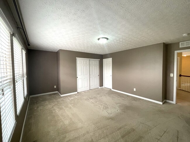 Building Photo - 6127 Janes Way
