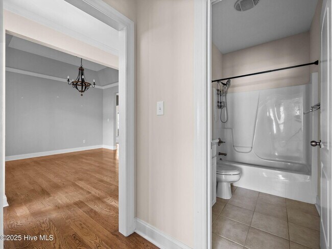 Building Photo - 541 Park Meadows Dr
