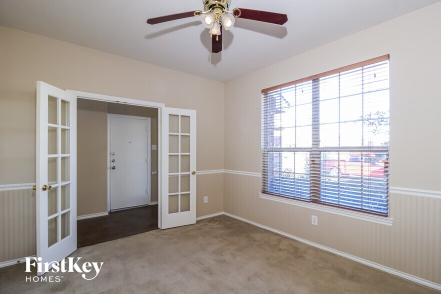 Building Photo - 4532 Fir Dr