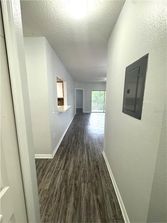 Building Photo - 9621 Lakedale Way