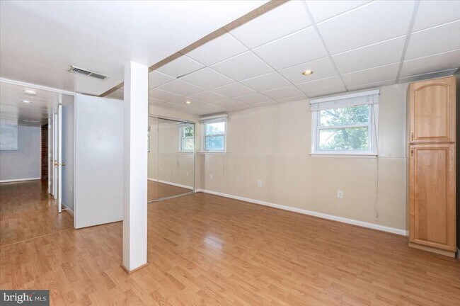 Building Photo - 11584 Liberty Oak Dr