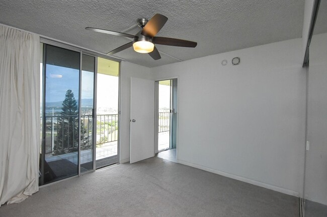 Building Photo - Live the Happy Life at Lele Pono – Aiea